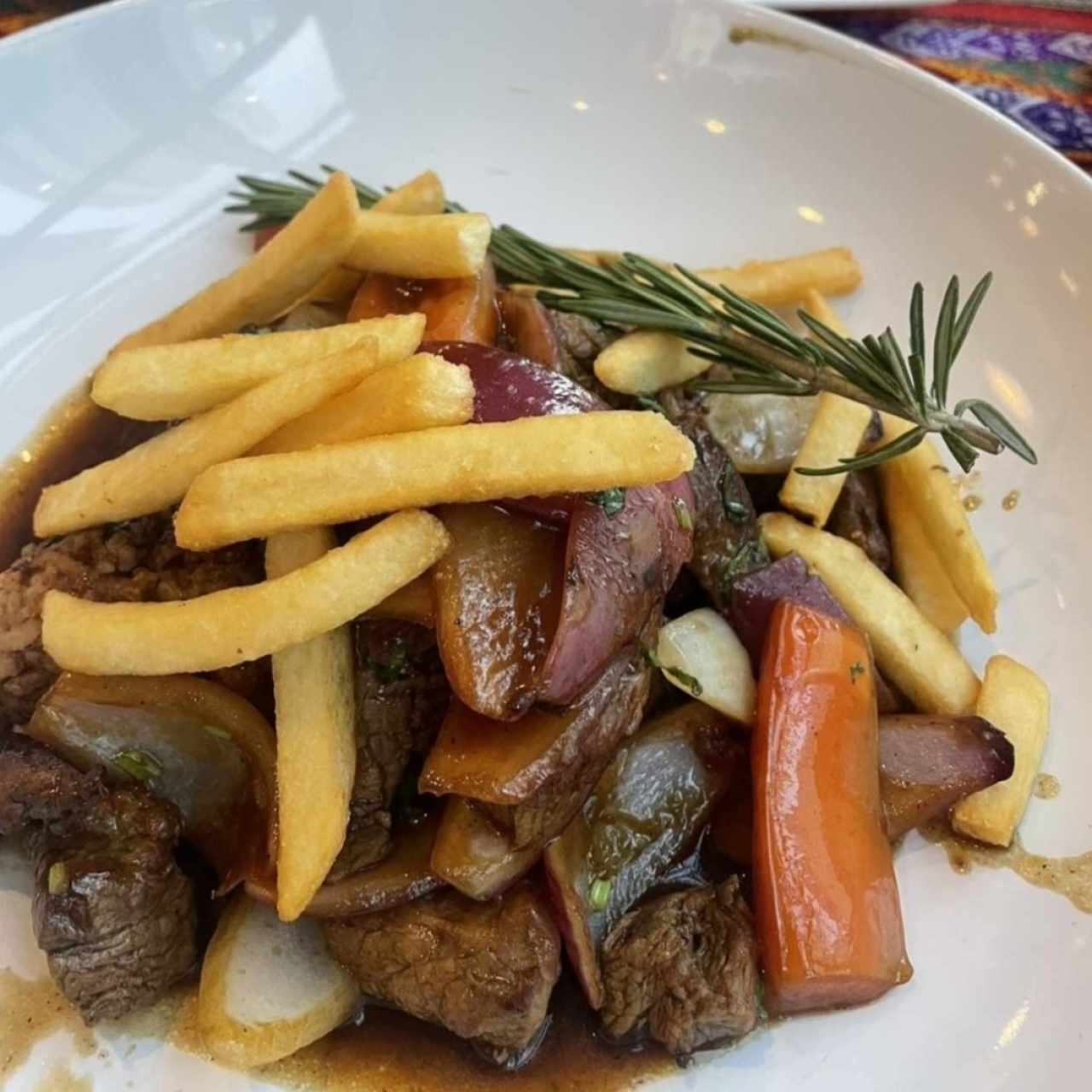 Lomo Saltado