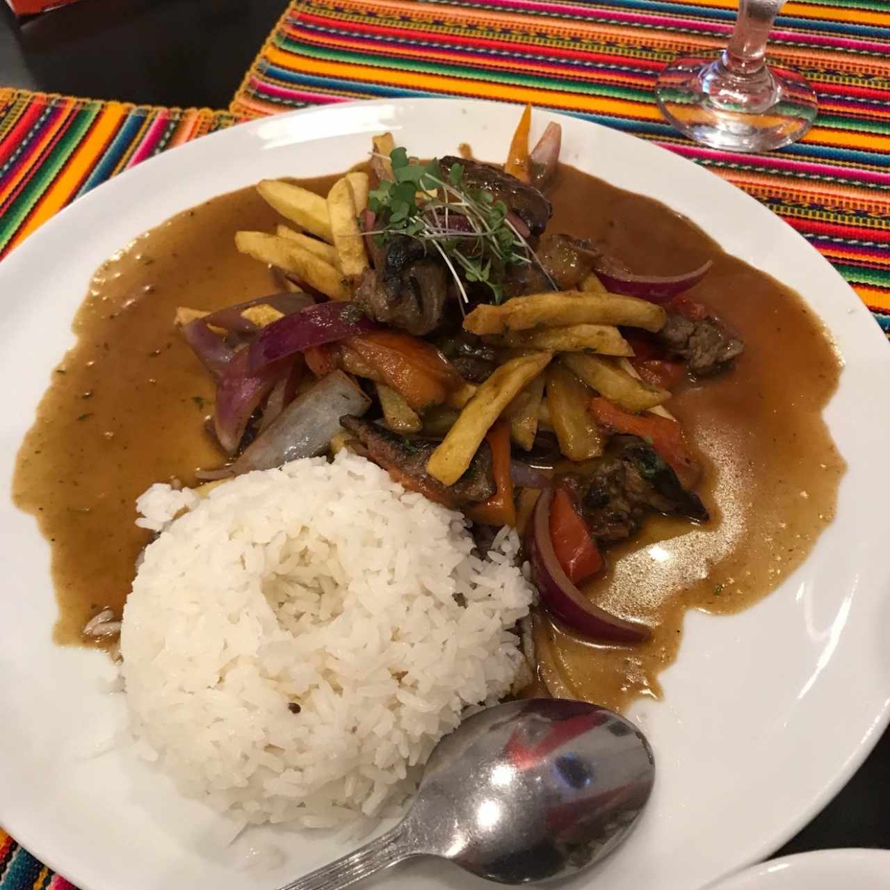 lomo saltado