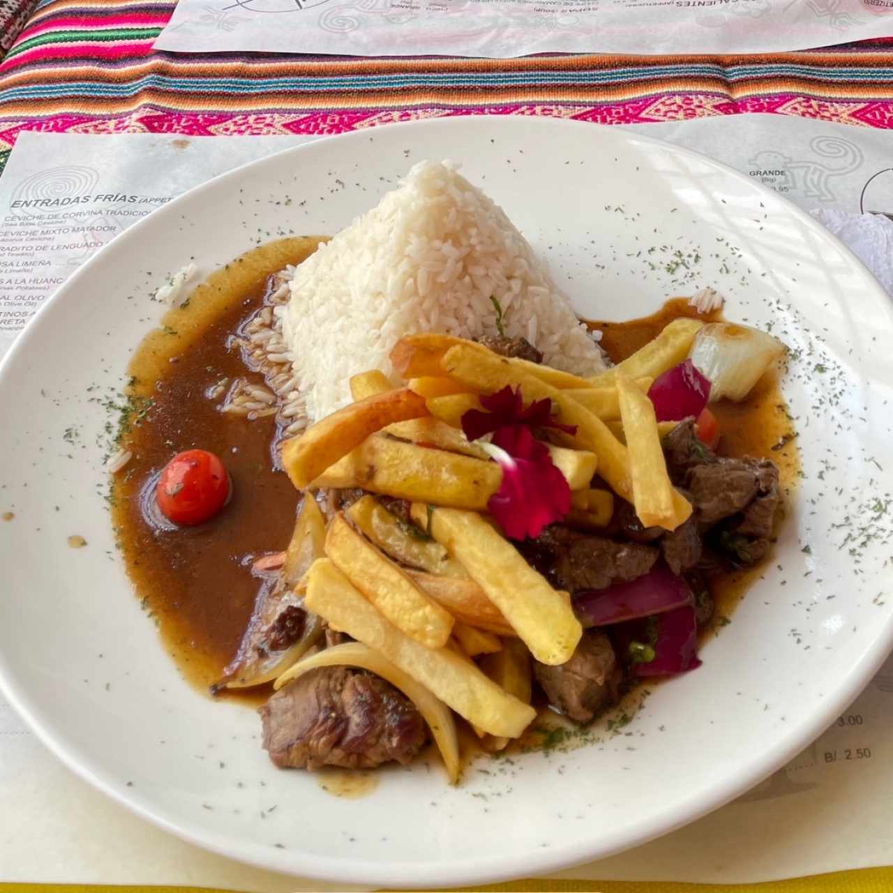 Lomo Saltado