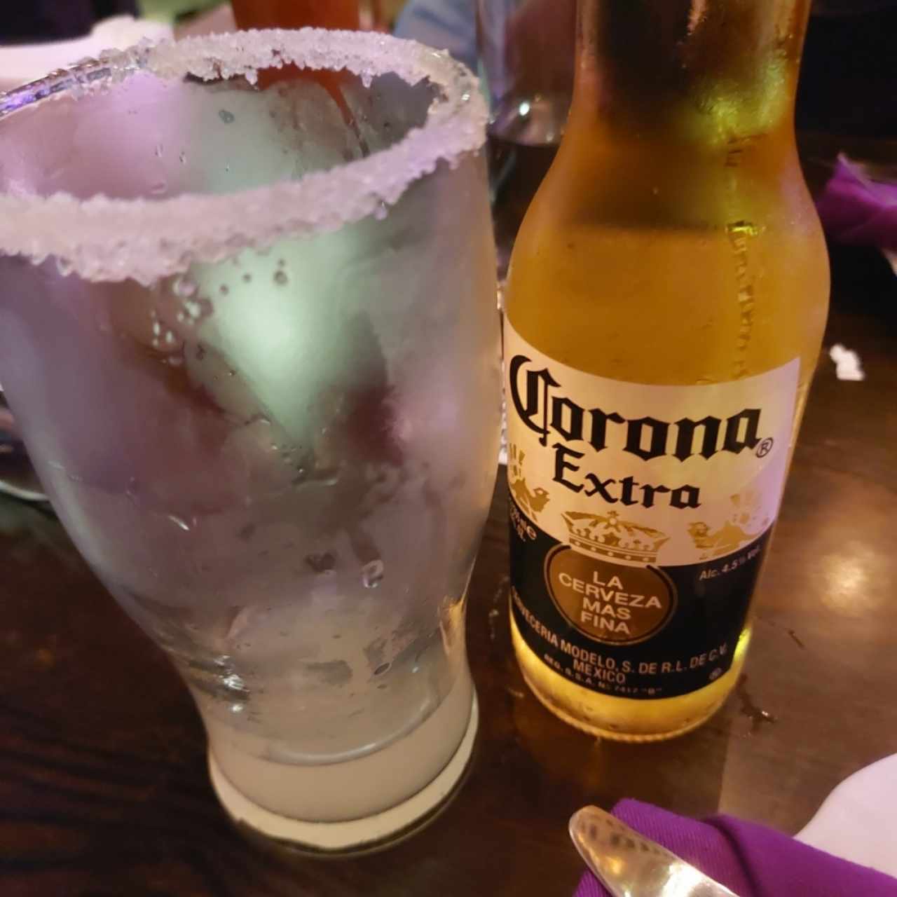 Corona con limón 