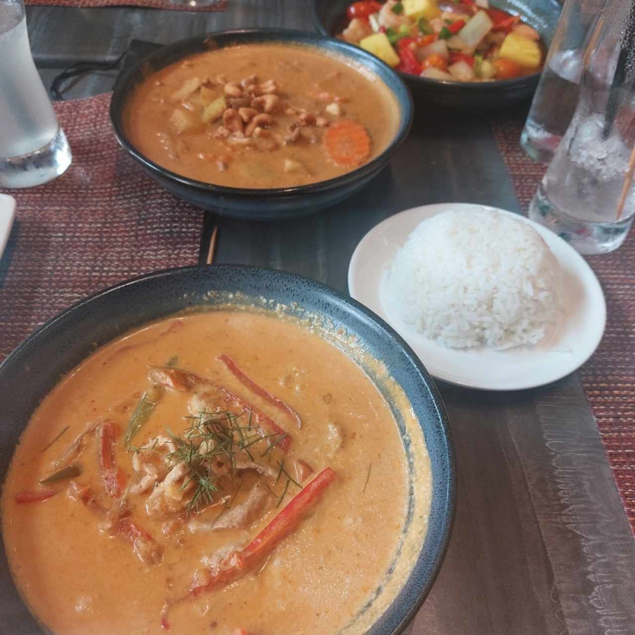 curry con puerco