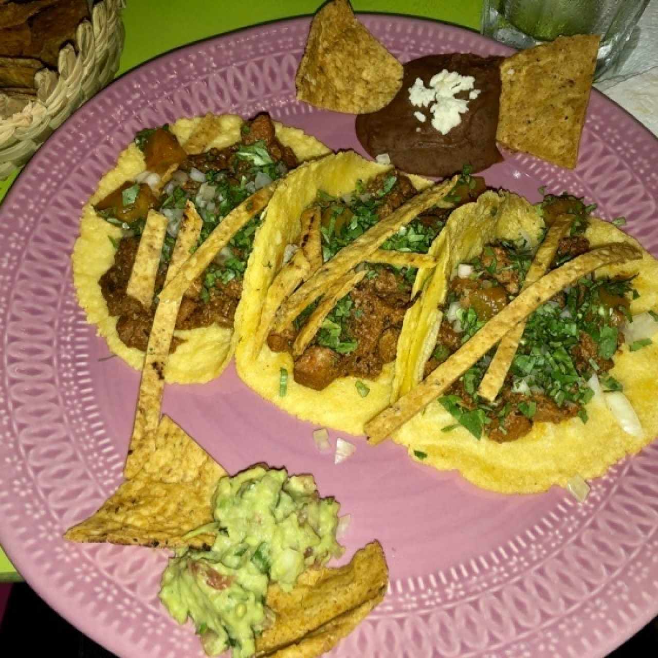Tacos con filete de res y cerdo mas piña ...😻