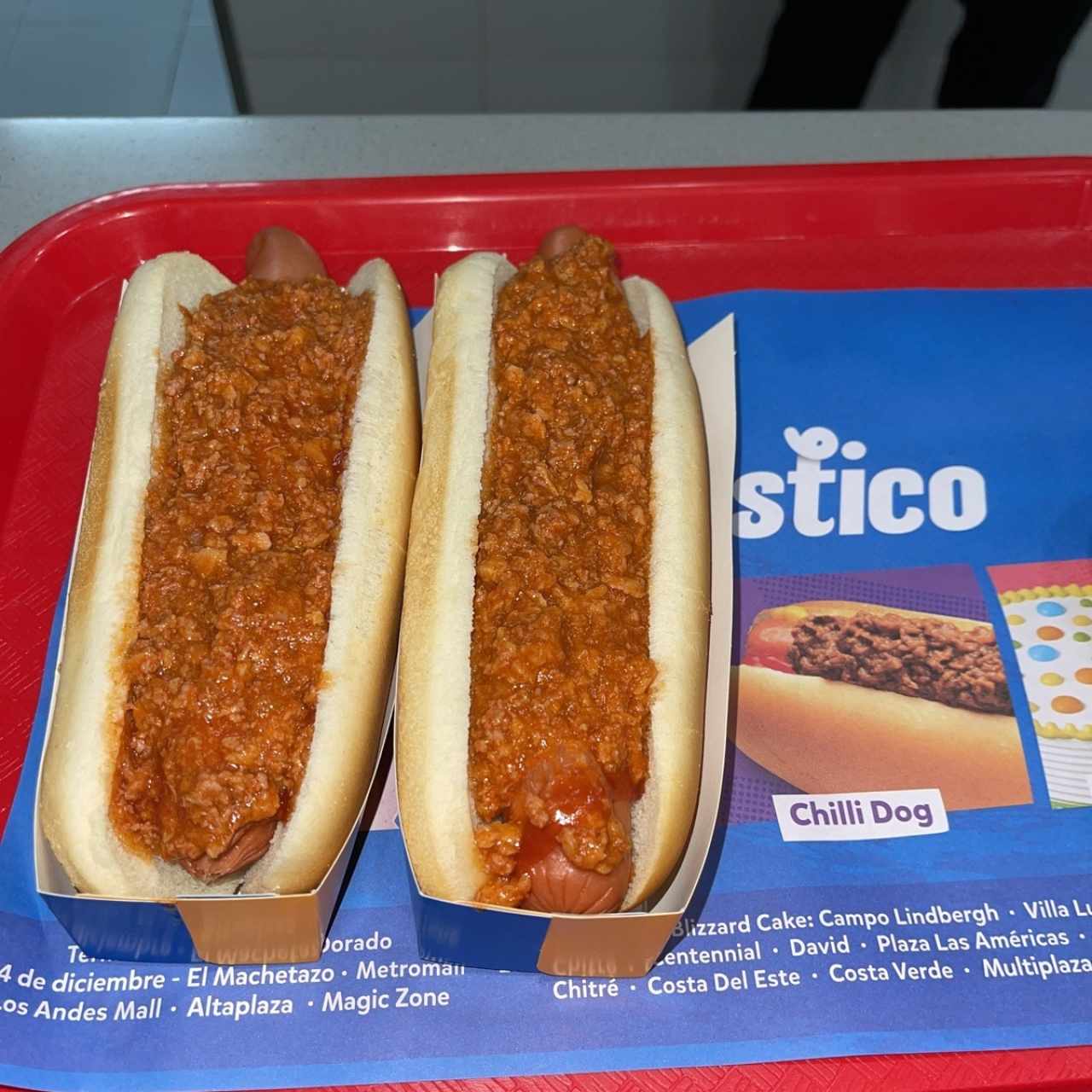 2 Chilli dog + 2 Nachos chili y queso + 1 Litro de Blizzard Oreo + 4 DQ Sandwich