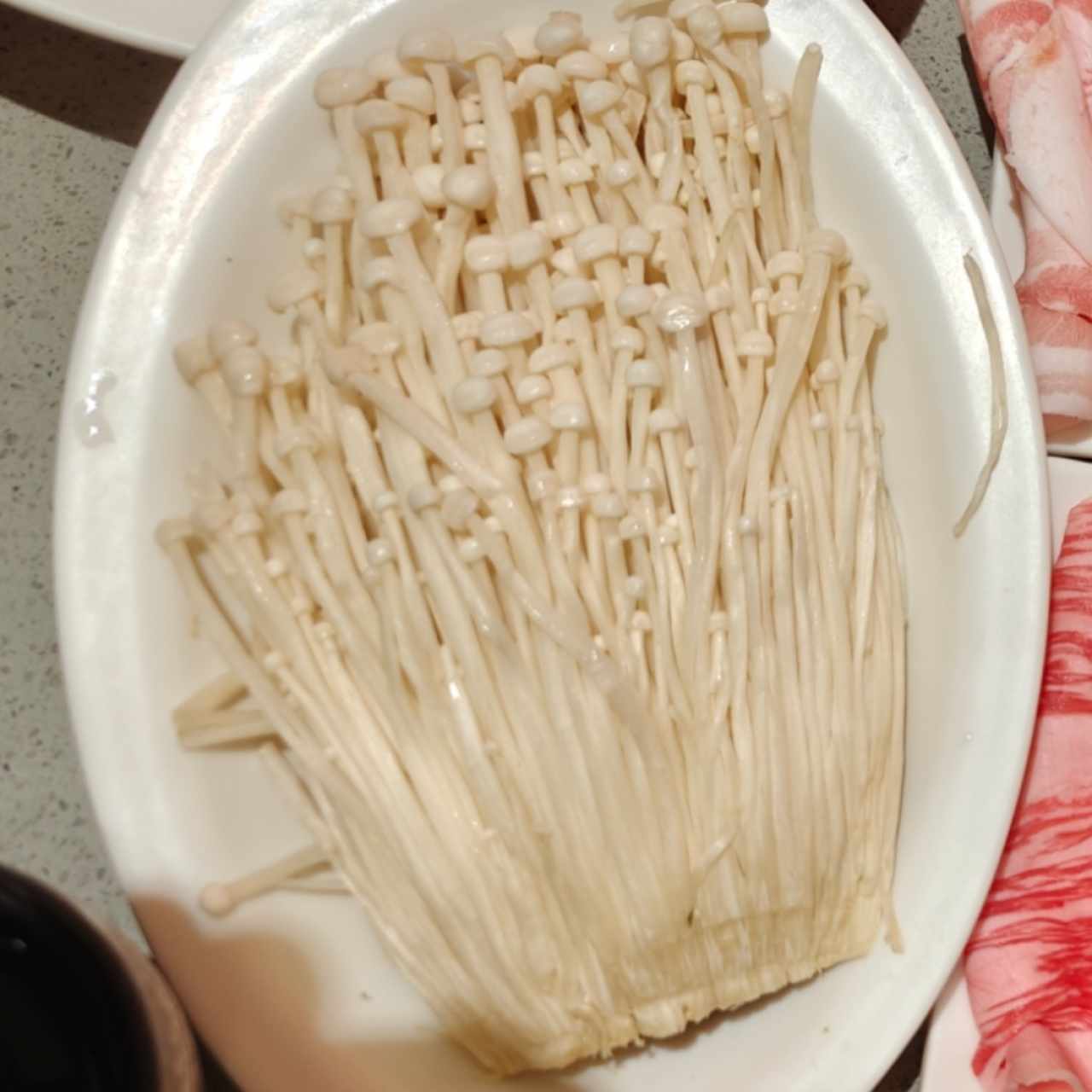 Acompañamientos variados - Enoki mushroom