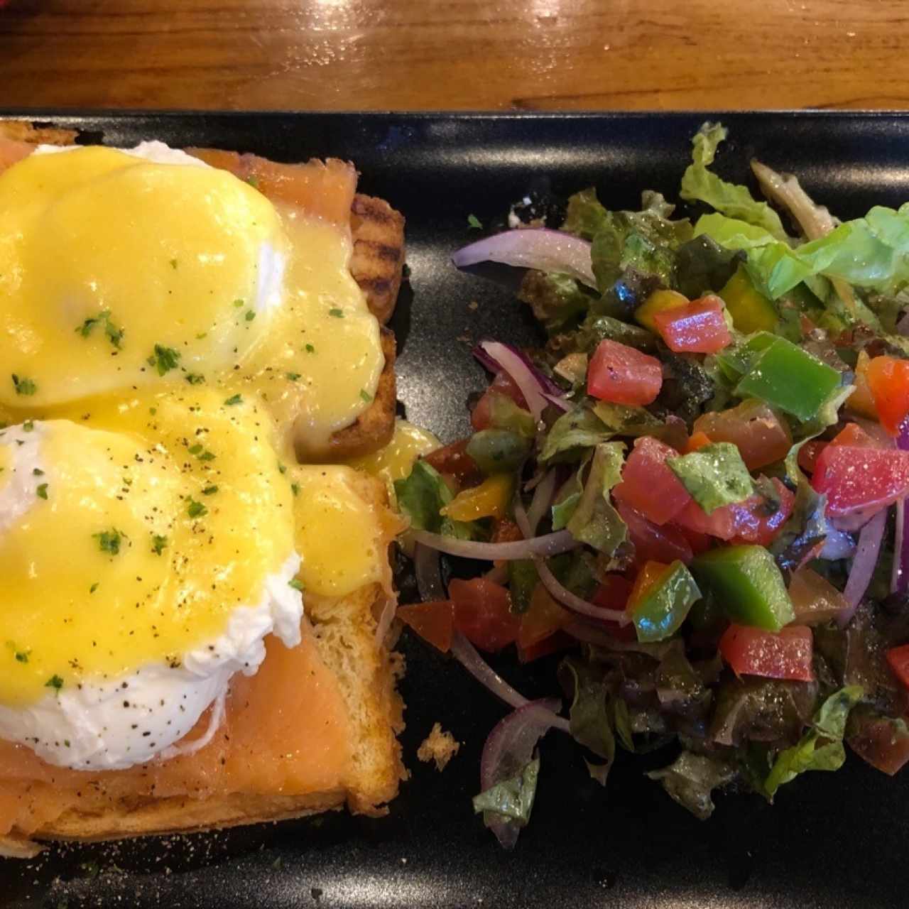 Huevos Benedictinos con Salmón