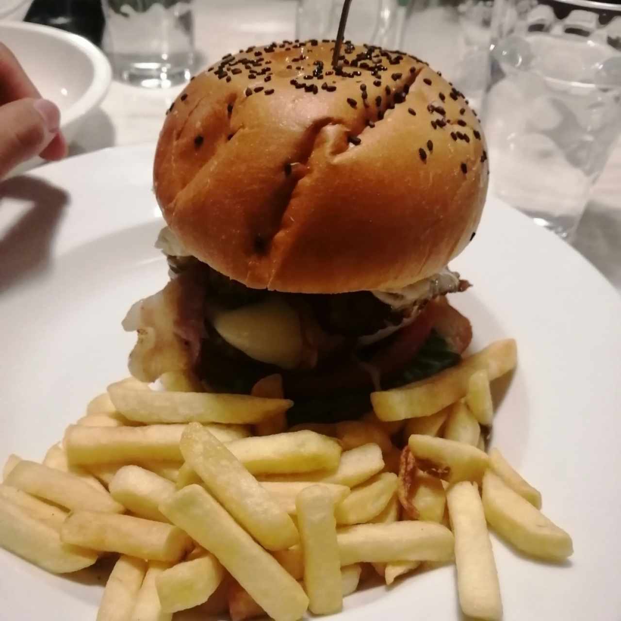 hamburguesa peruana