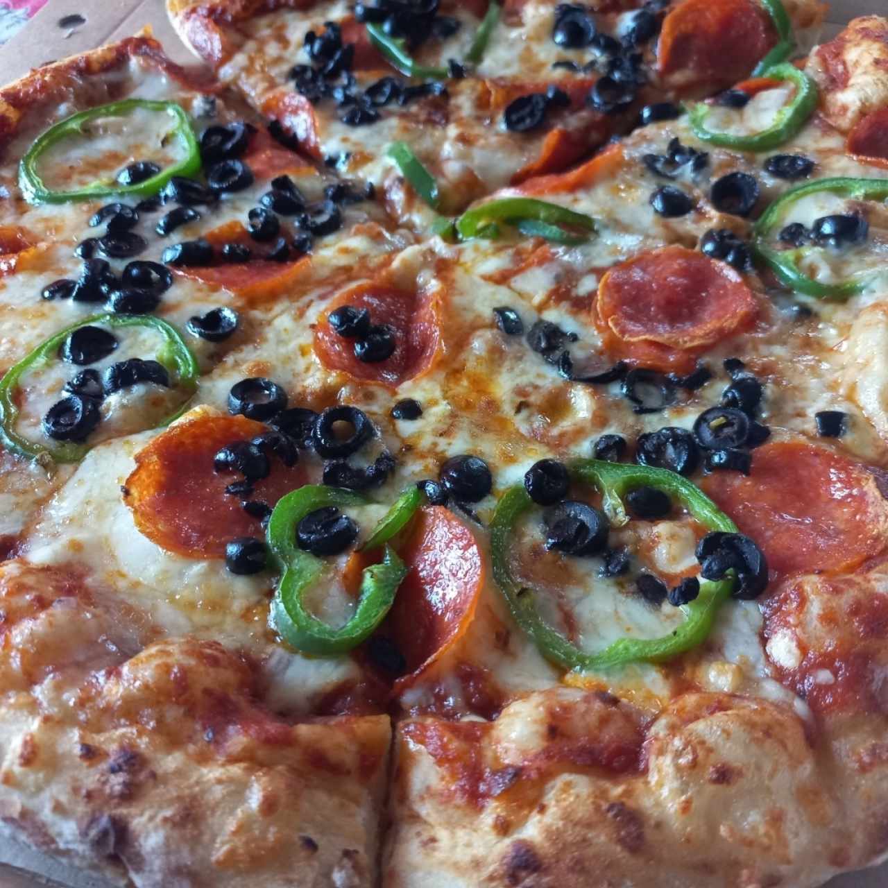 pizza 🍕 familiar 