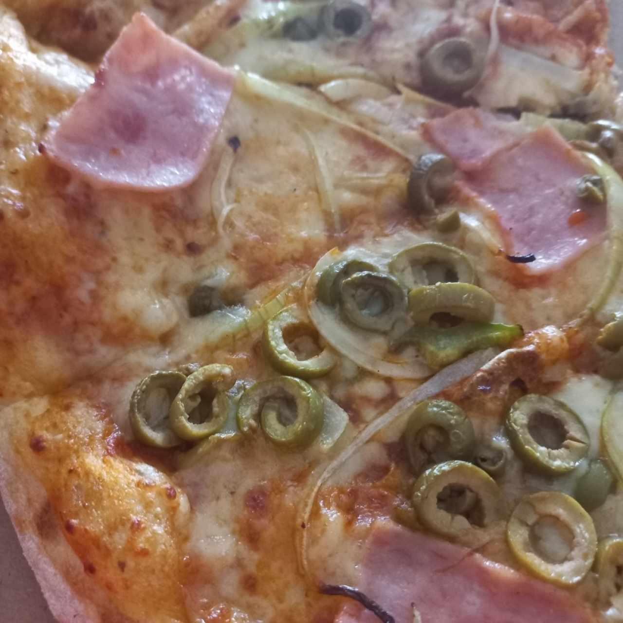 PIZZAS - Pizza familiar 14" 3 ingredientes