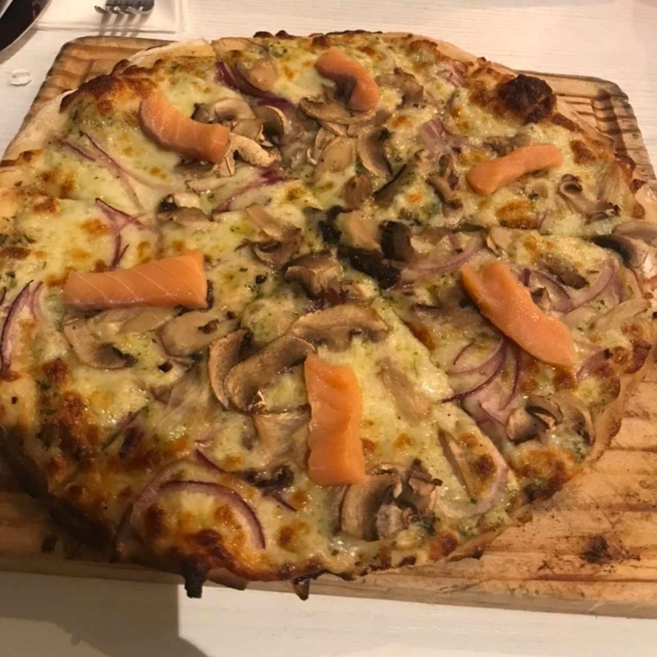 Pizza con salmón