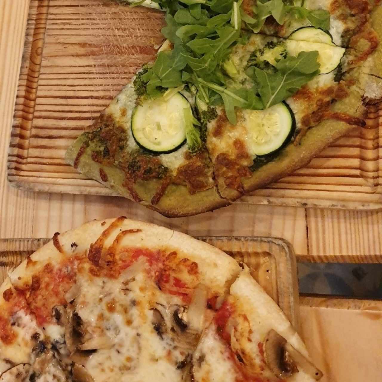 Pizzas Giuliana y La Clorofila