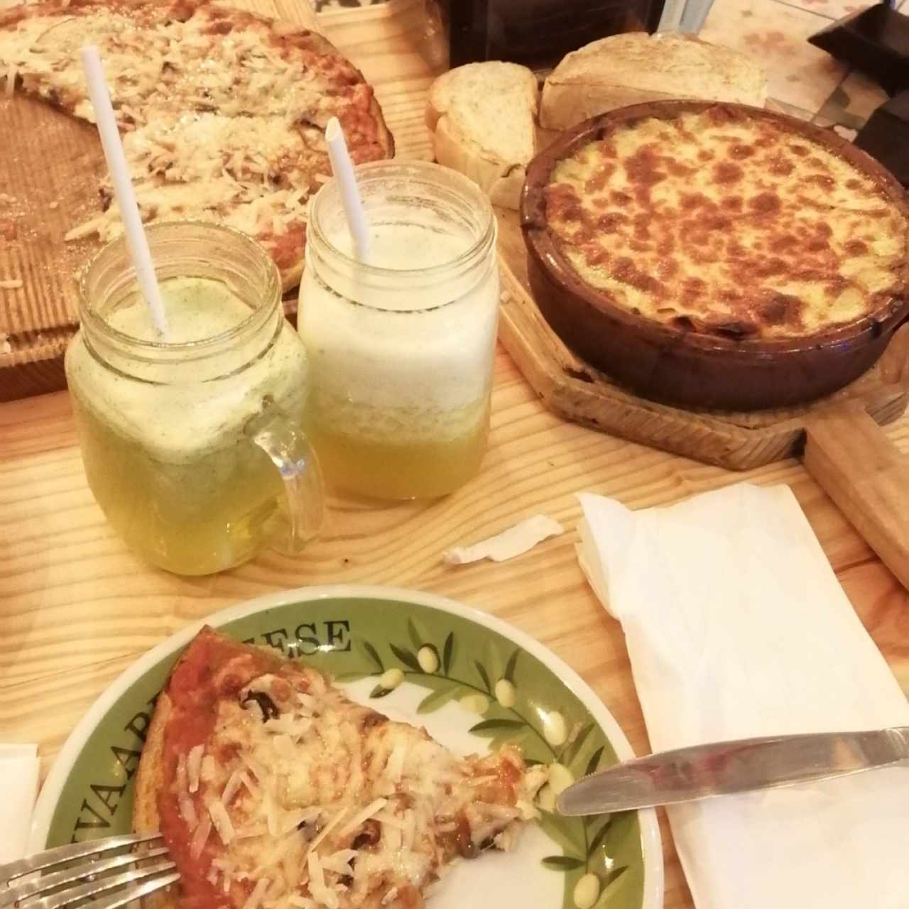 Pizza Giuliana y Lasagna con Salmón