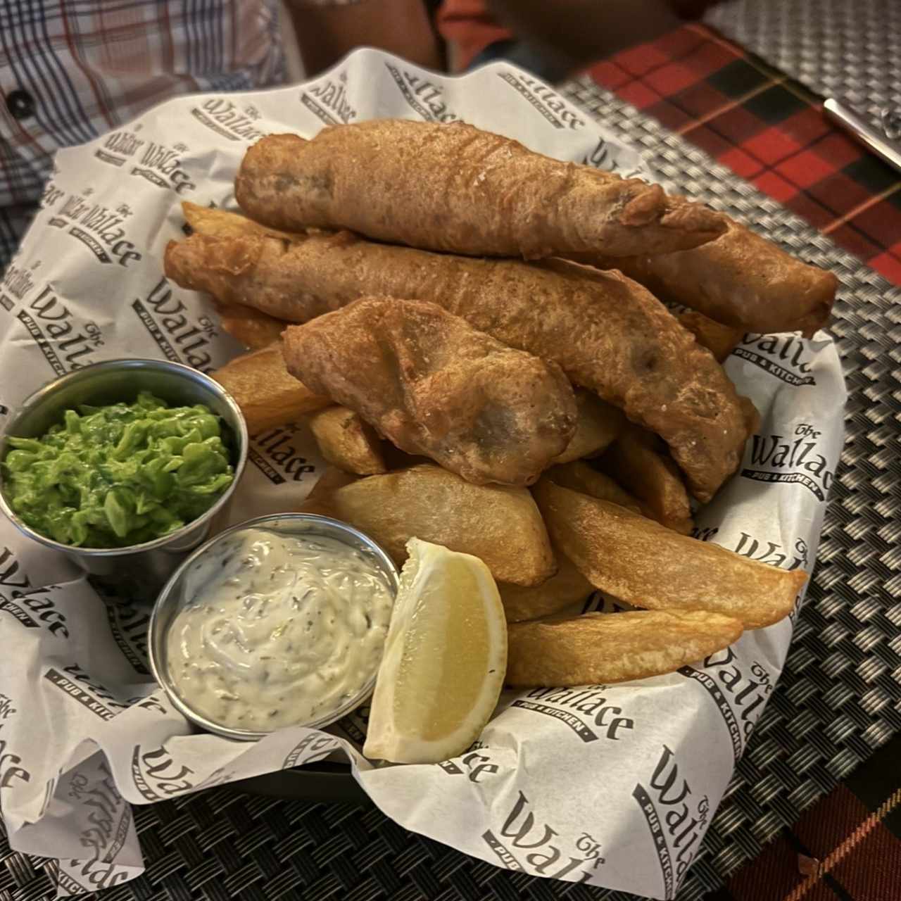 Platos fuertes - Fish and chips