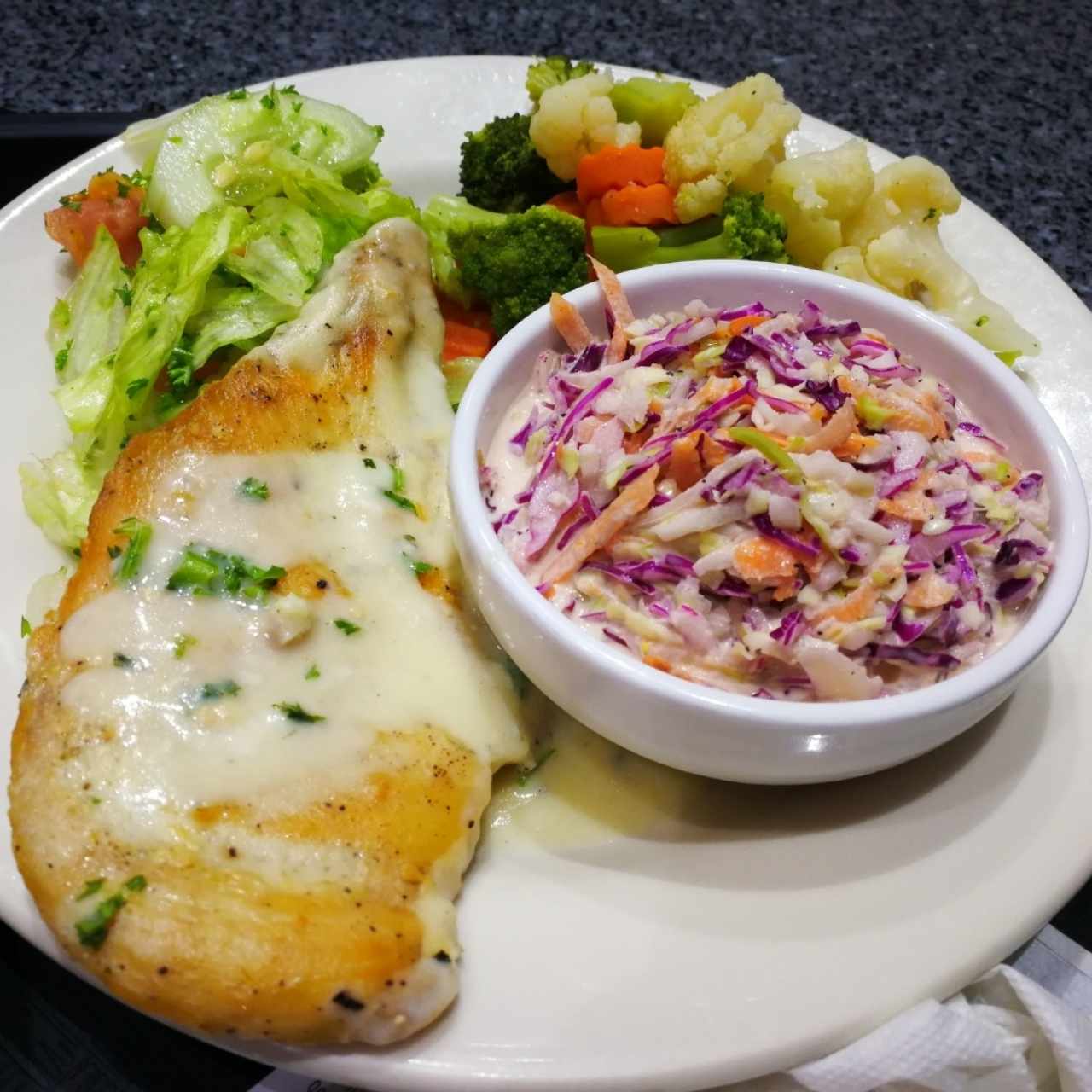 Filete de Pollo con Acompañamientos