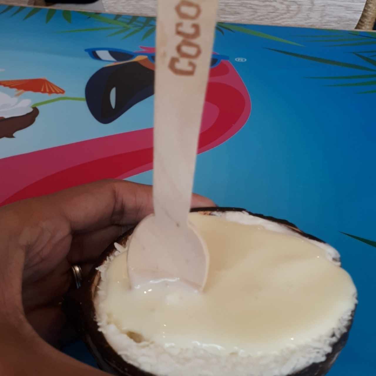 helado de coco con leche condesada