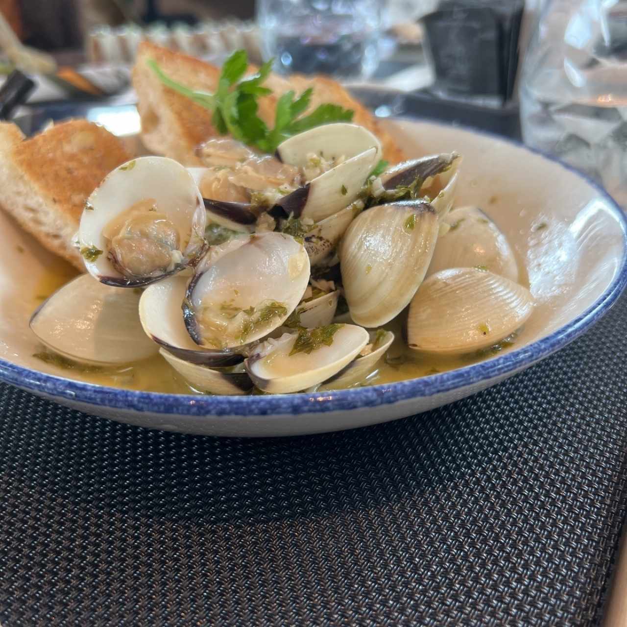 Vongole Ciabatta