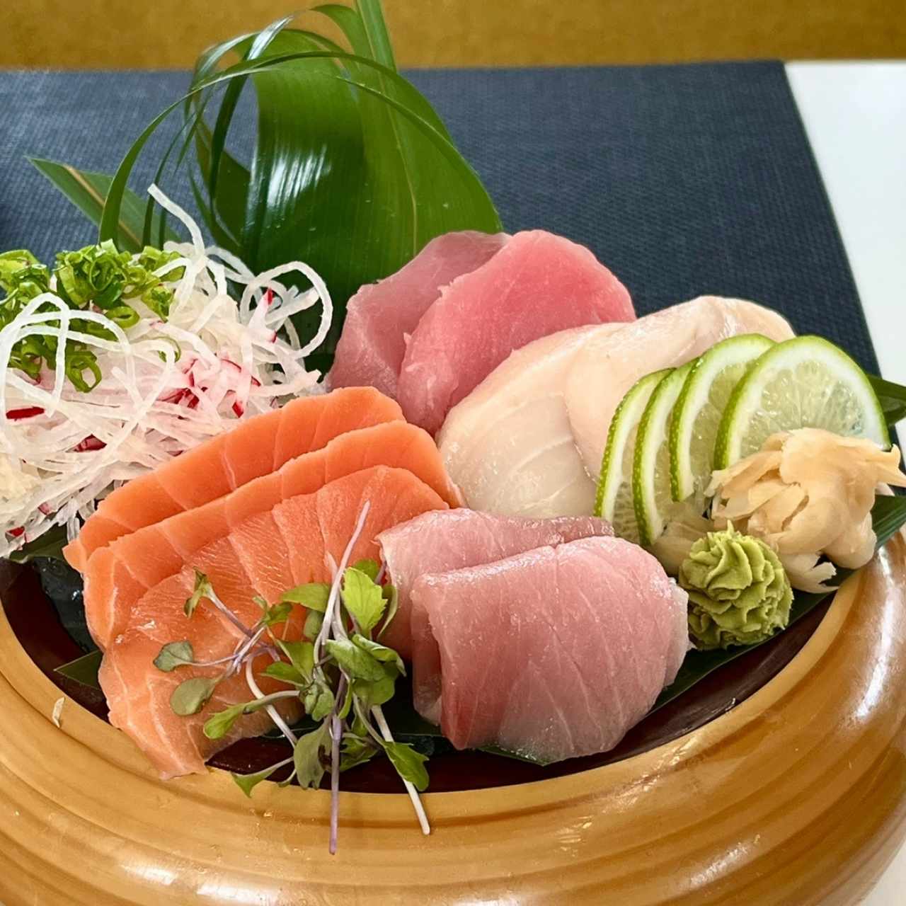 Sushi Bar - Mistura de Sashimi