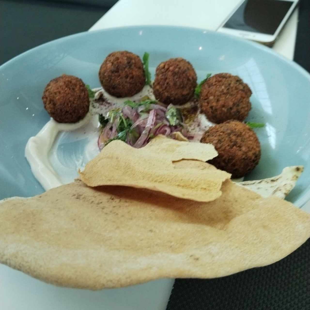 Falafel & Hummus 