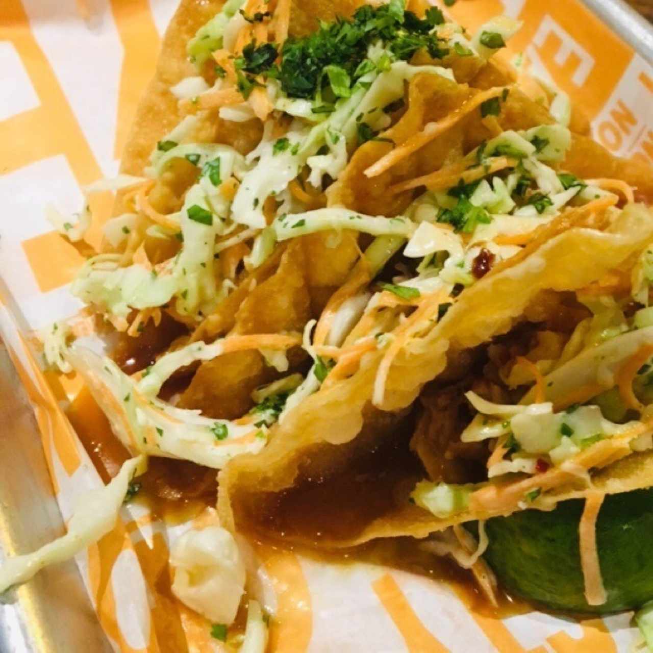 Grilled Chicken Wonton Tacos DELICIOSOS 😋