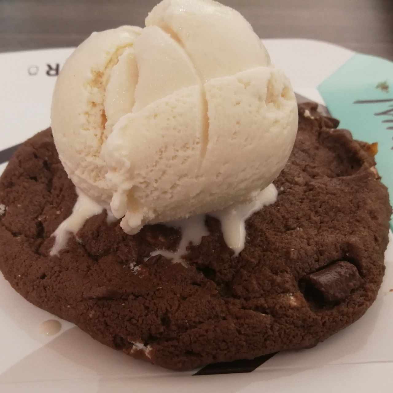 XL S'mores con Helado de Vainilla