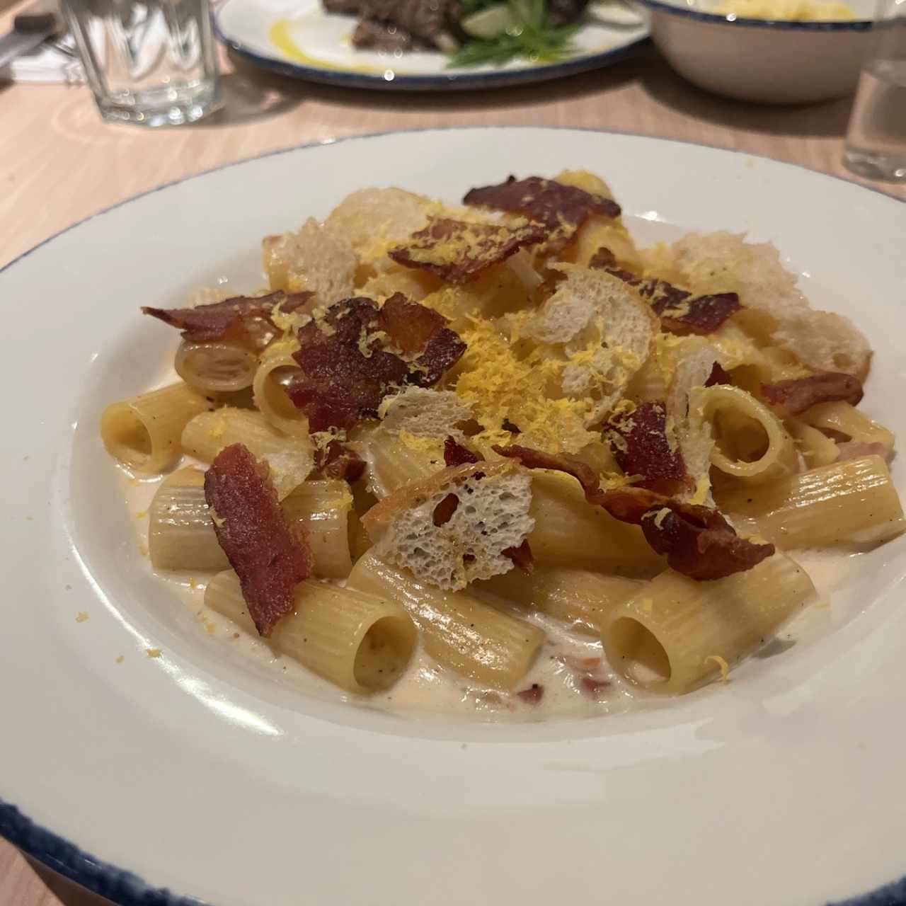 Rigatoni Ni Carbonara Ni Alfredo