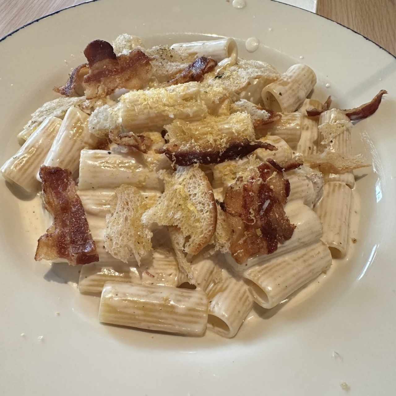 Rigatoni Ni Carbonara Ni Alfredo