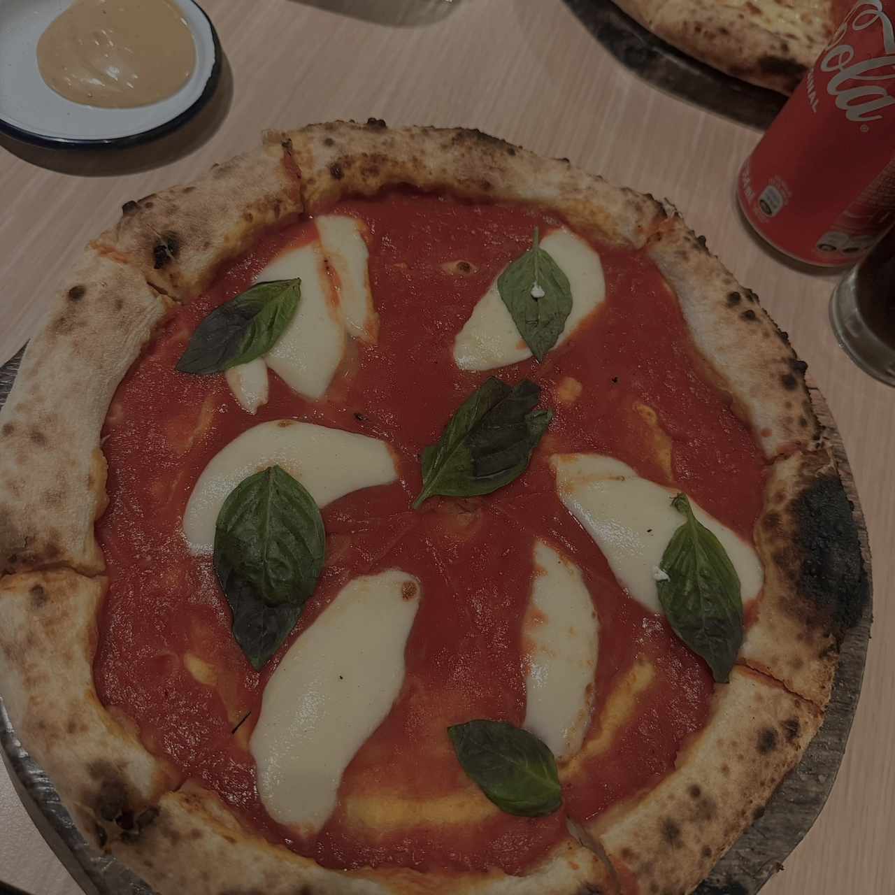 Pizzas Tradicionales - Pizza Margherita Napolitana