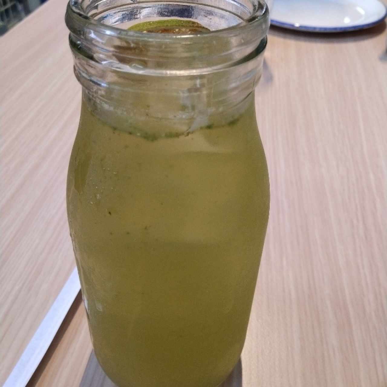 limonada con hierbabuena 