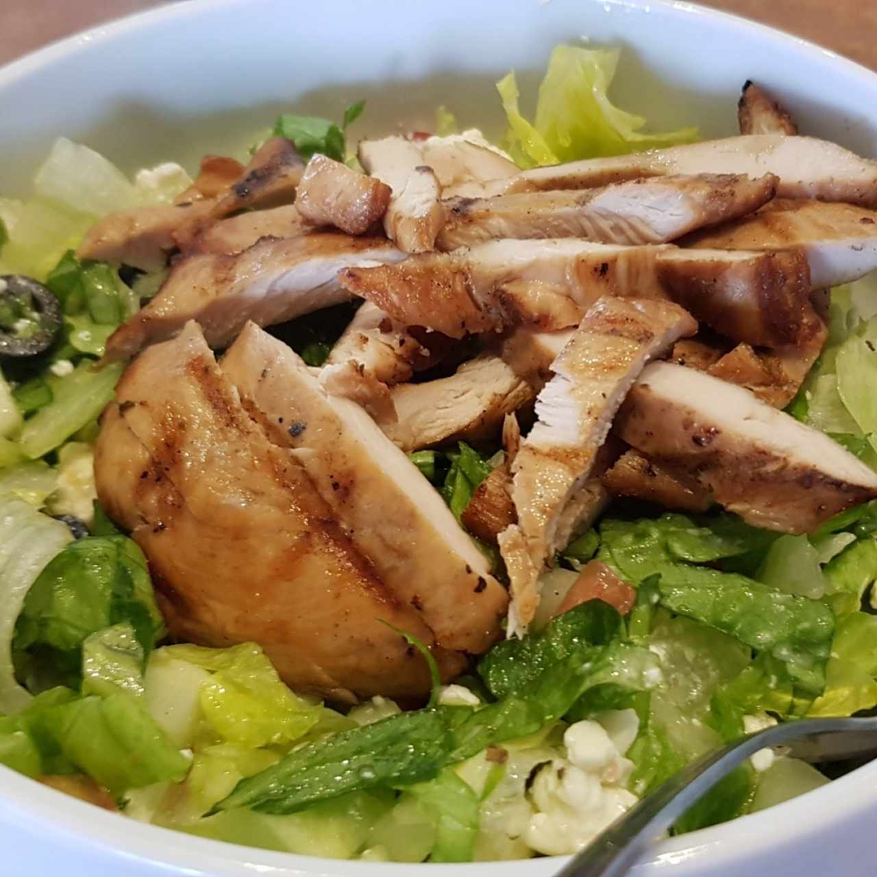 ensalada griega con pollo