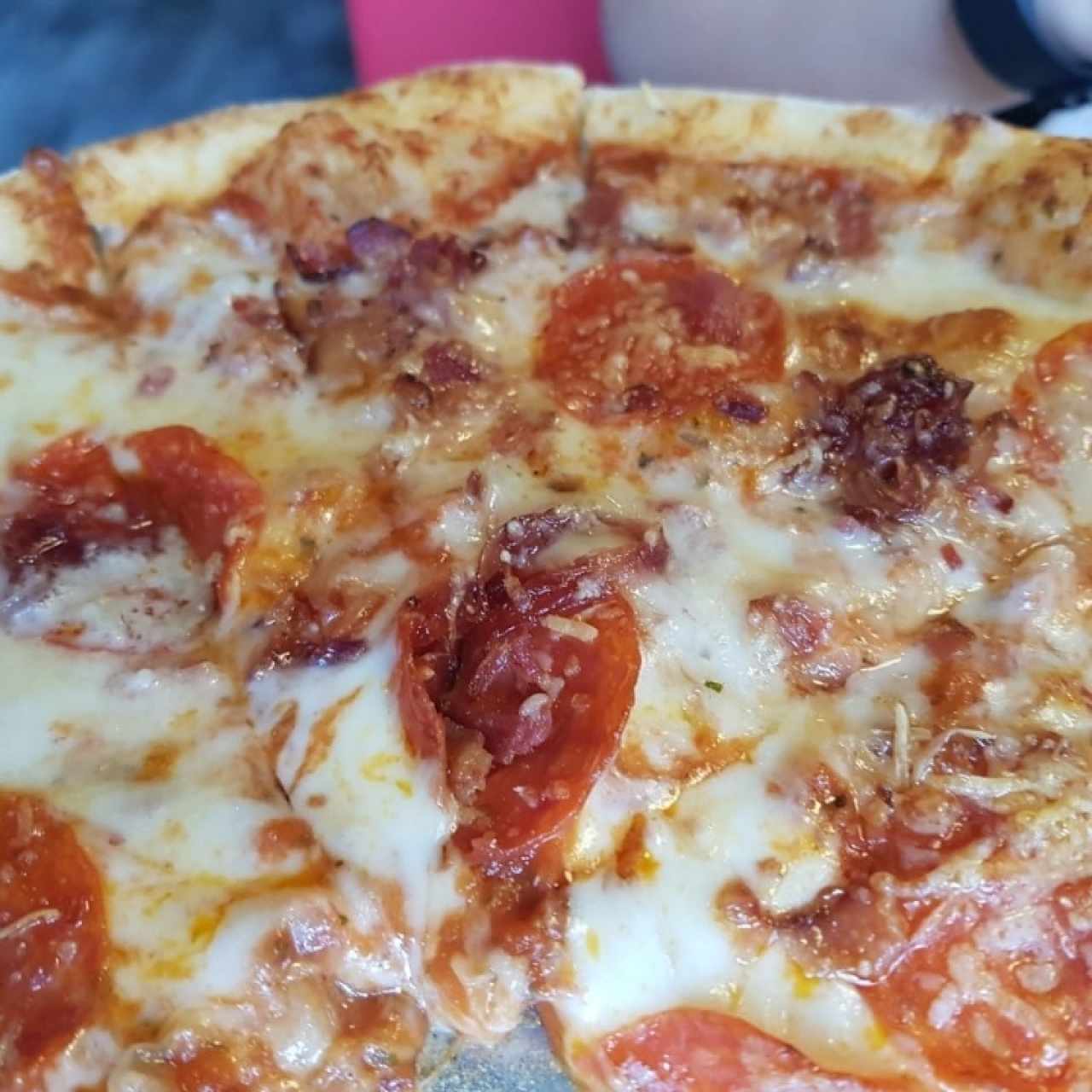 close up de Pizza Dembow