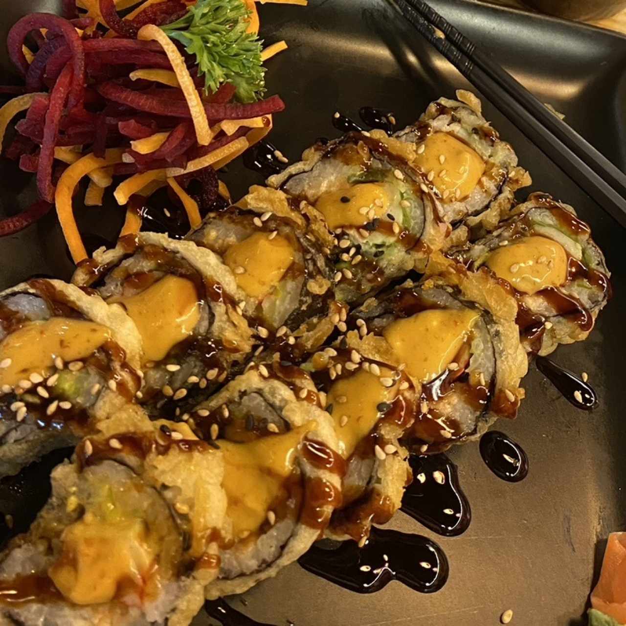 SUSHI - TEMPURA ROLL