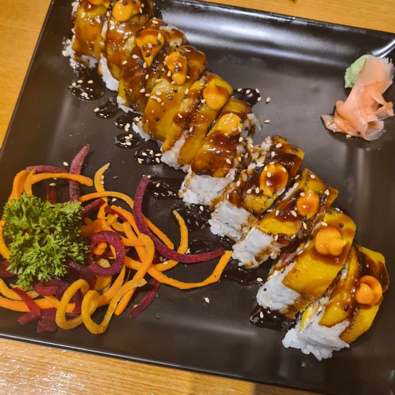 SUSHI - SPICY MAGURO ROLL