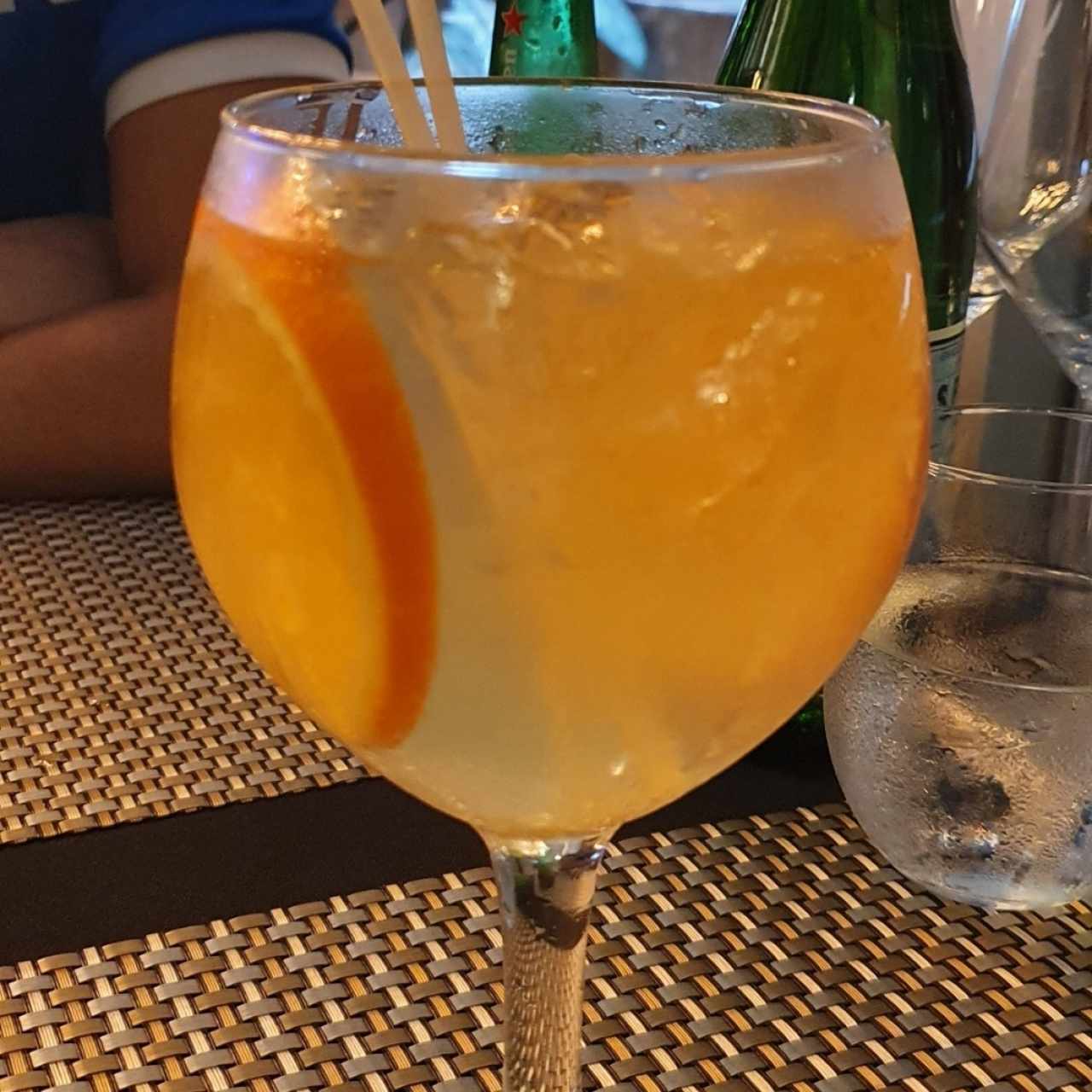Gin Tonic con Naranja
