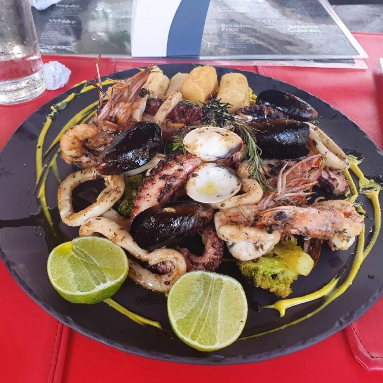 picada de mariscos 