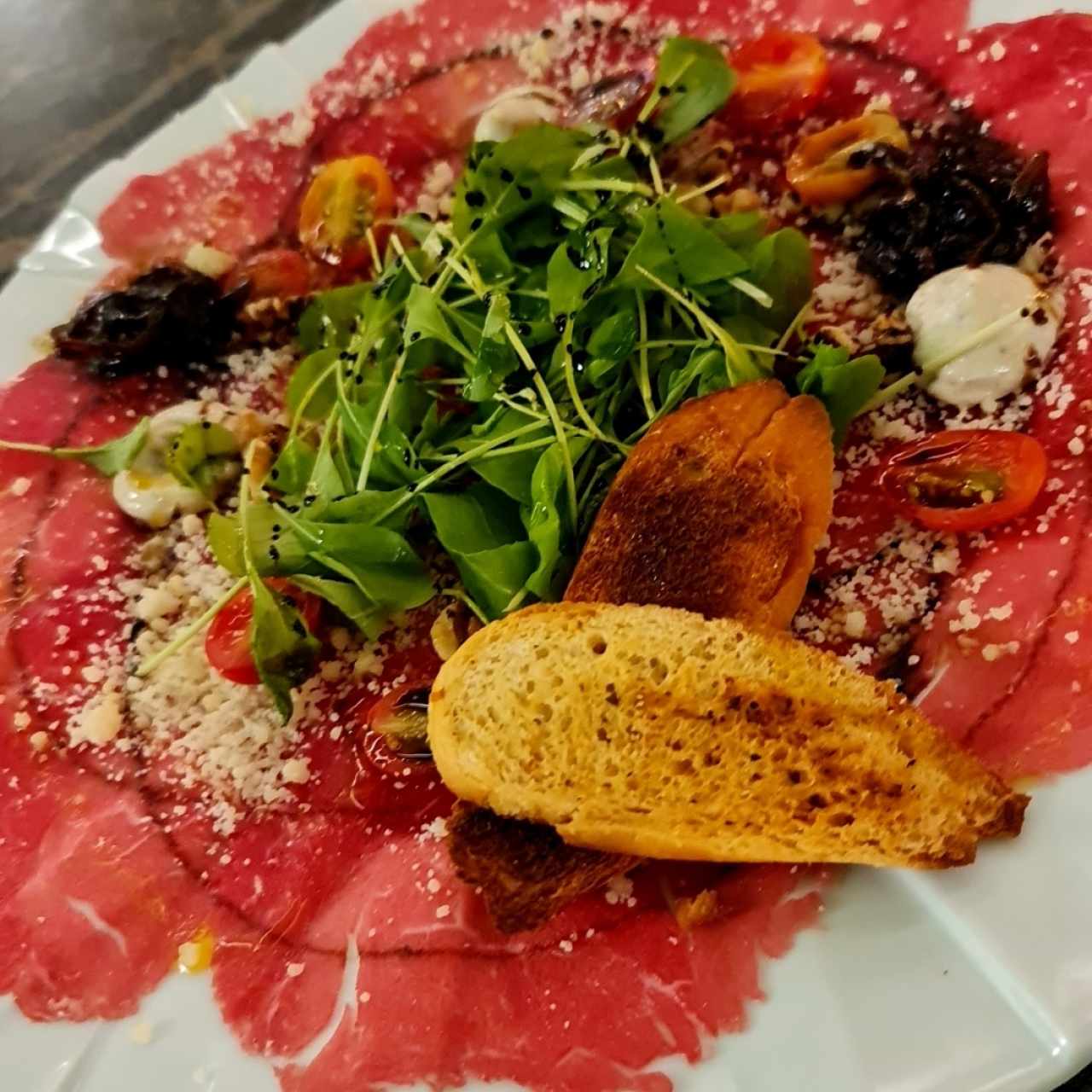 Carpaccio de res