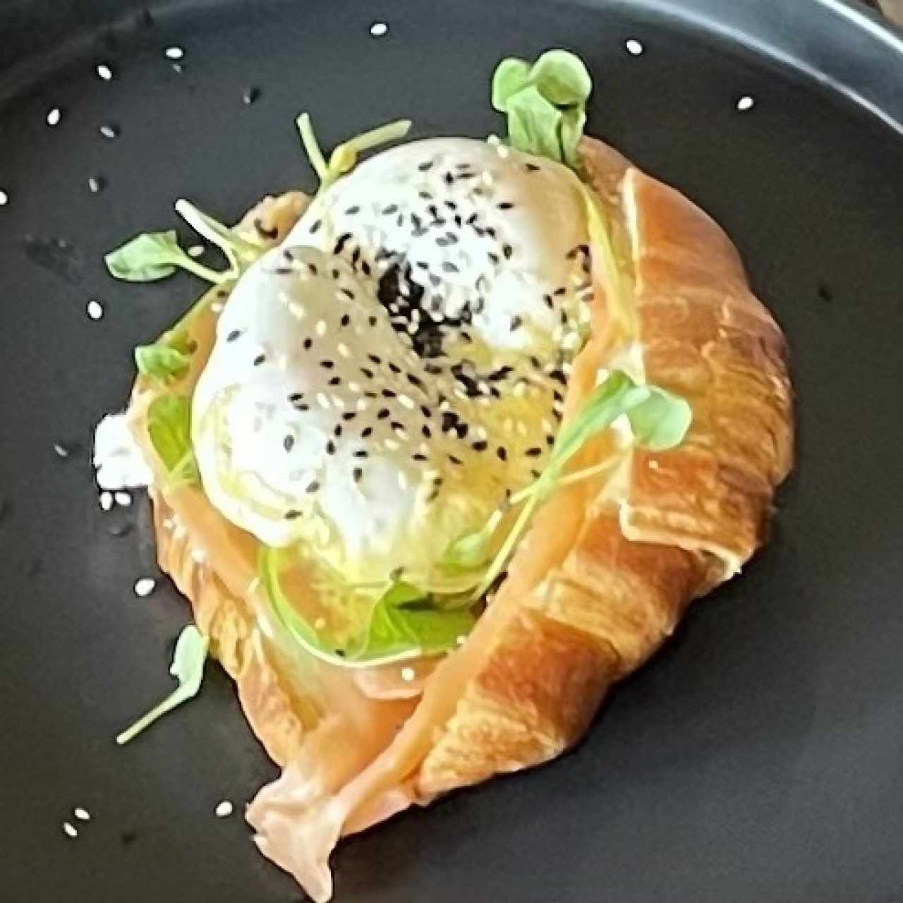 Croissant benedictino