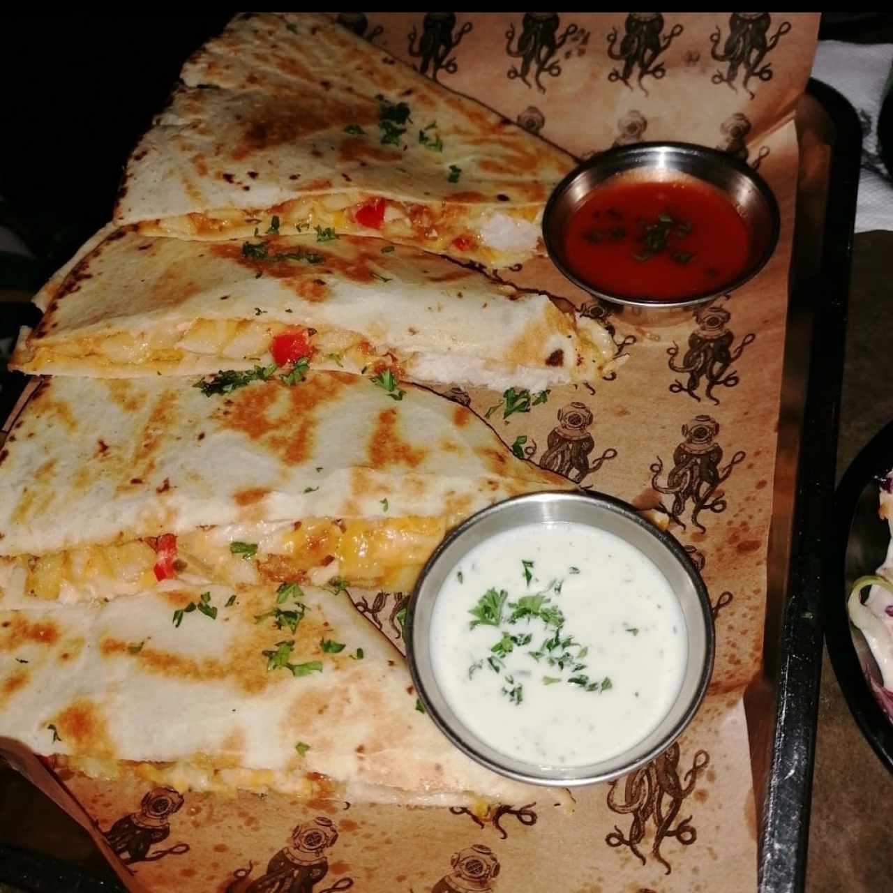 Menú - La Chicken Quesadilla