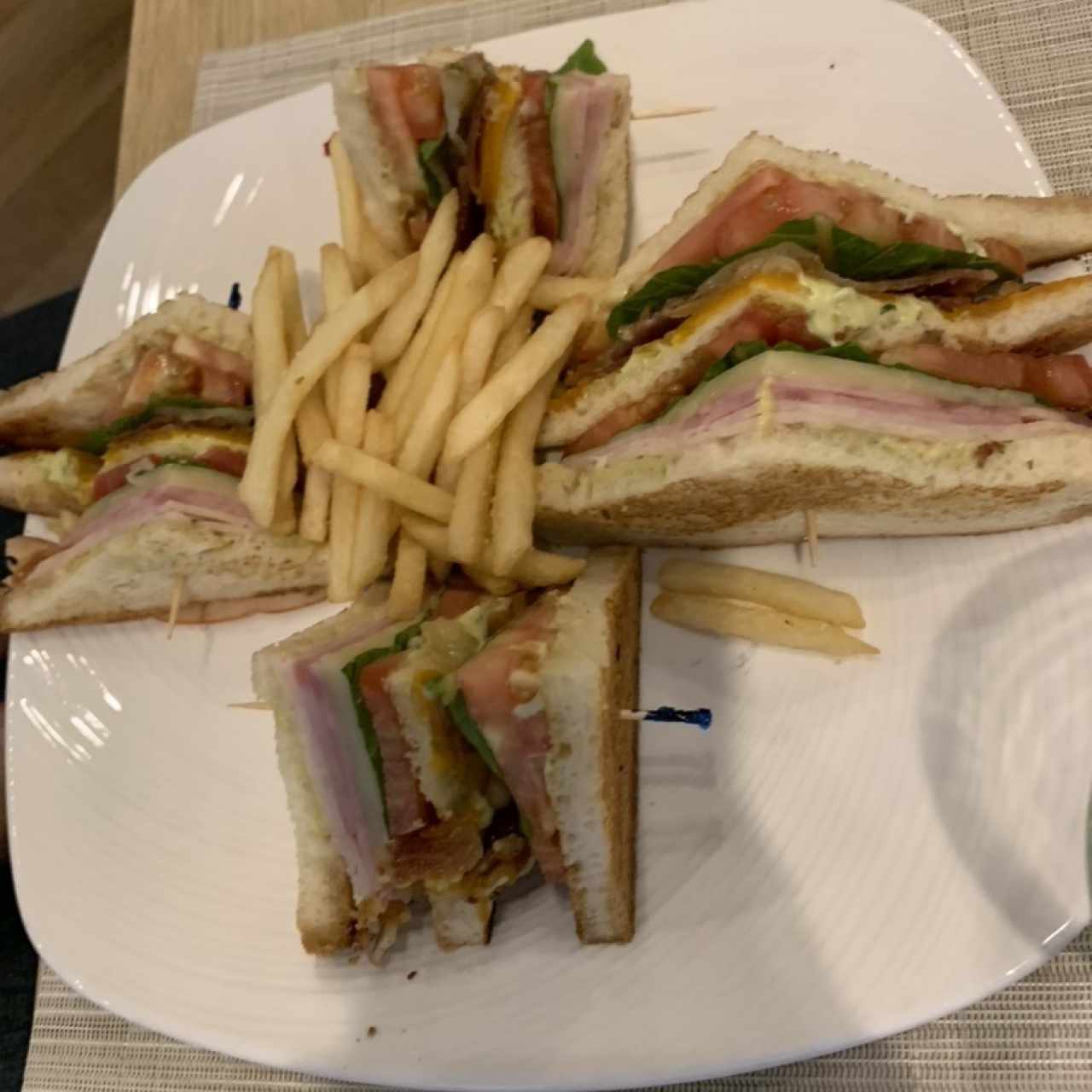Avo Club Sandwich