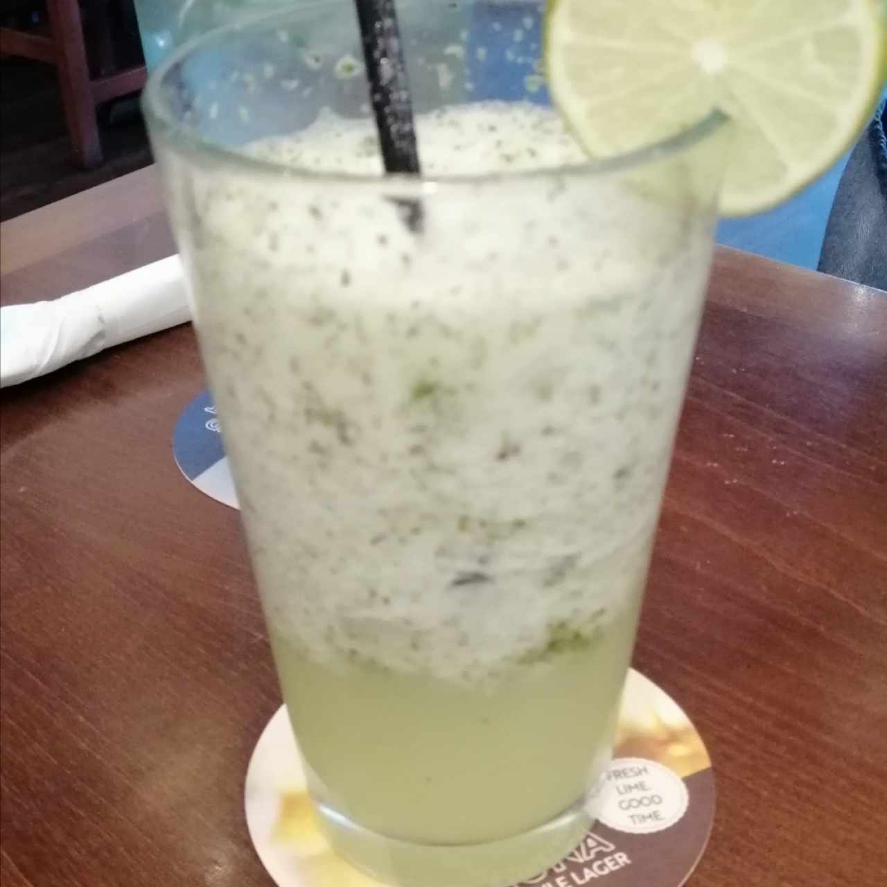 Limonada con hierbabuena 