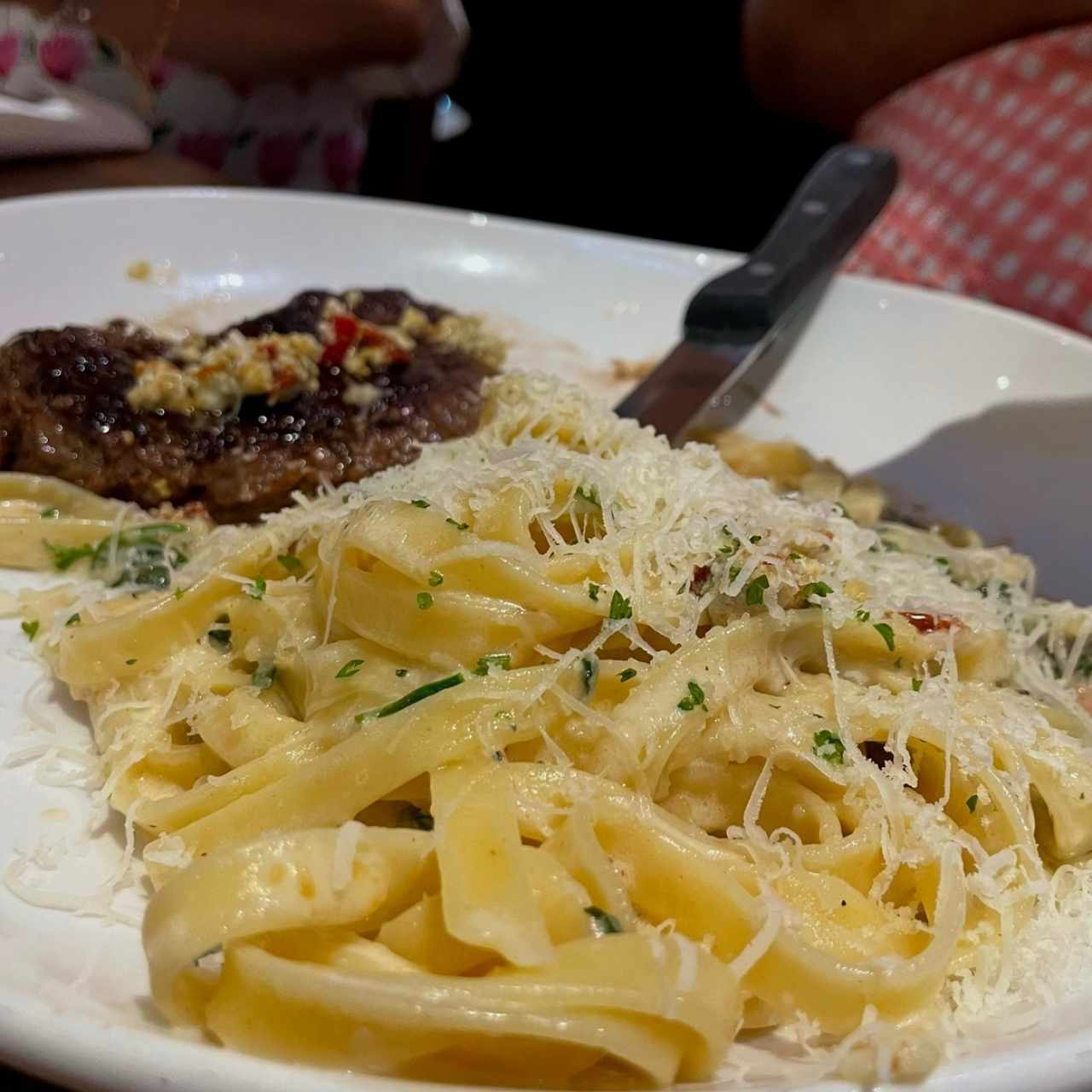 Carnes - Steak Gorgonzola-Alfredo