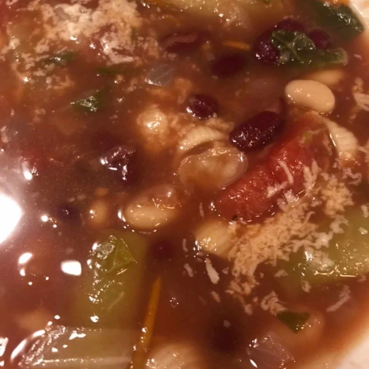 sopa minestrone