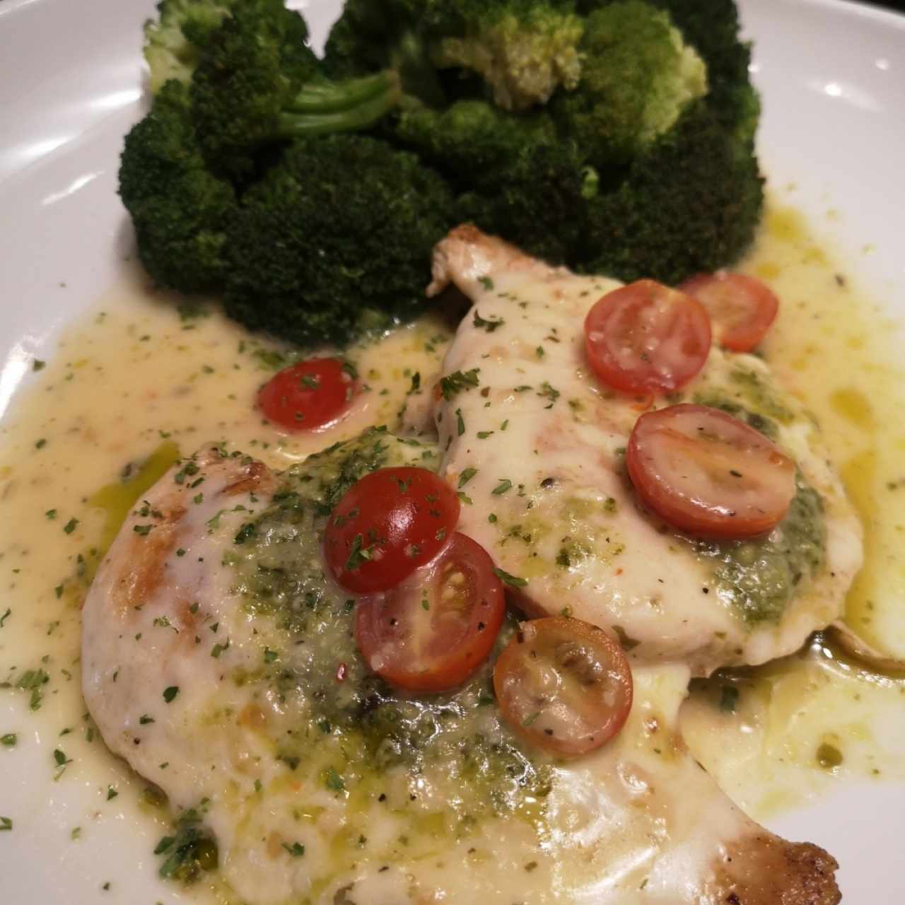 Chiken Margherita with brocoli 