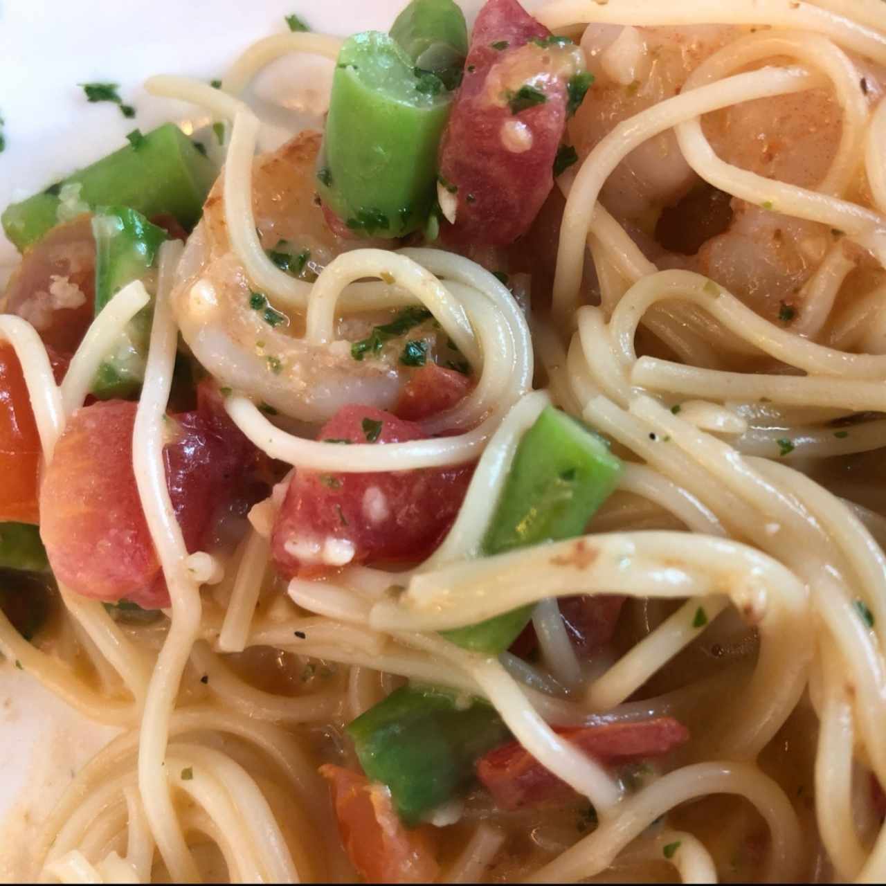 Pasta con Camarones y asparagus 