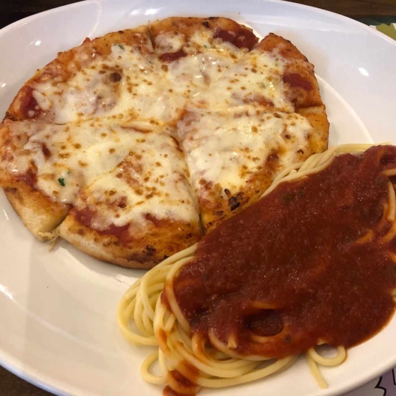 Pizza y spaghetti - Menu Kids