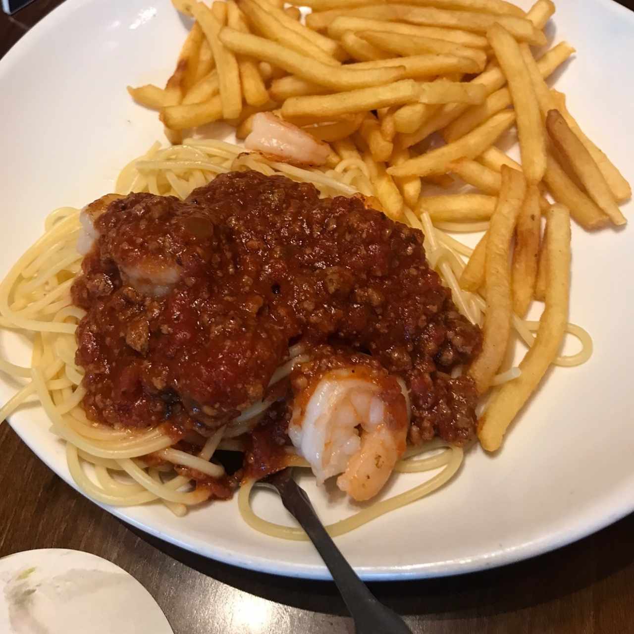 Spaghetti bolognesa e scampi