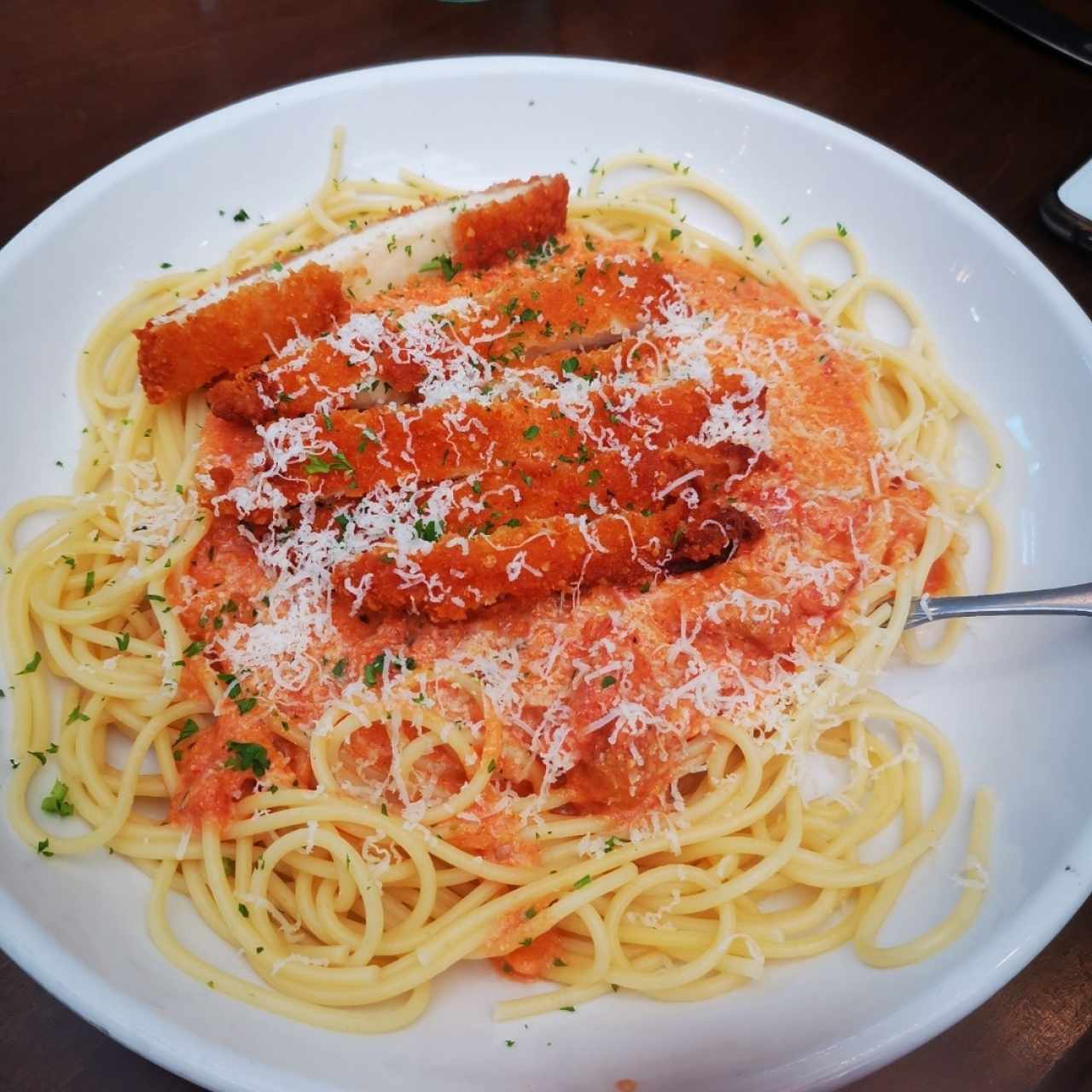 Spaghetti with five cheese marinara and chicken fritta