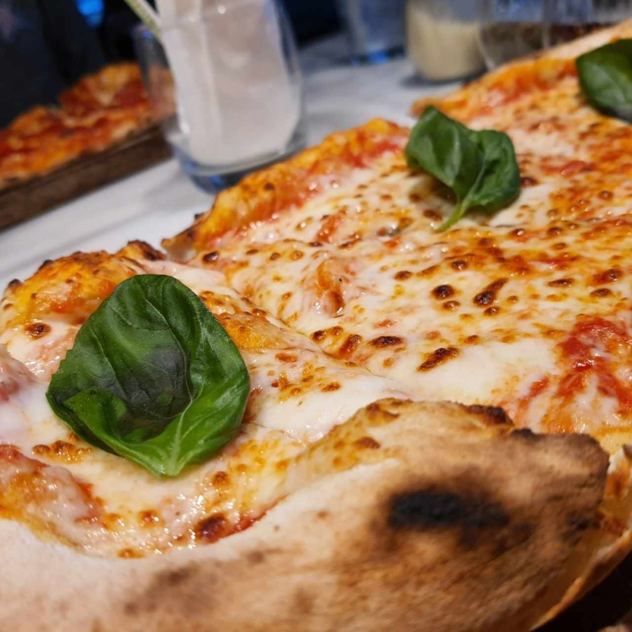 Pizzas Personales - Pizza Margherita