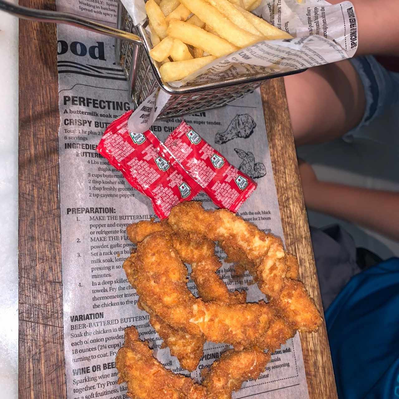 Chicken Tender con Fries