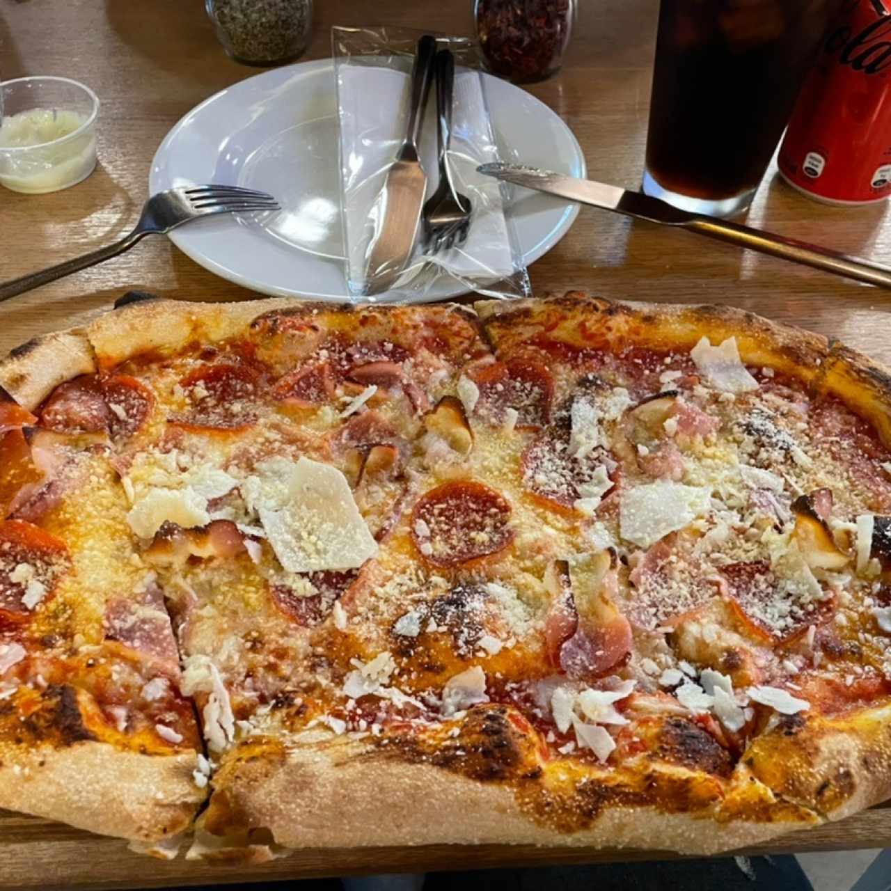 Pizza Pequeña Italia
