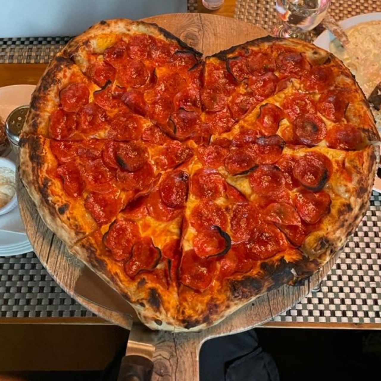 Pizze - Full Pepperoni Familiar