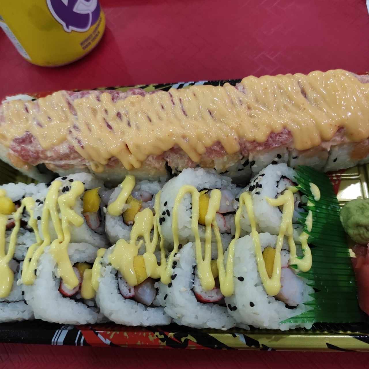 Volcano Roll (sup) y Boston Roll (inf)